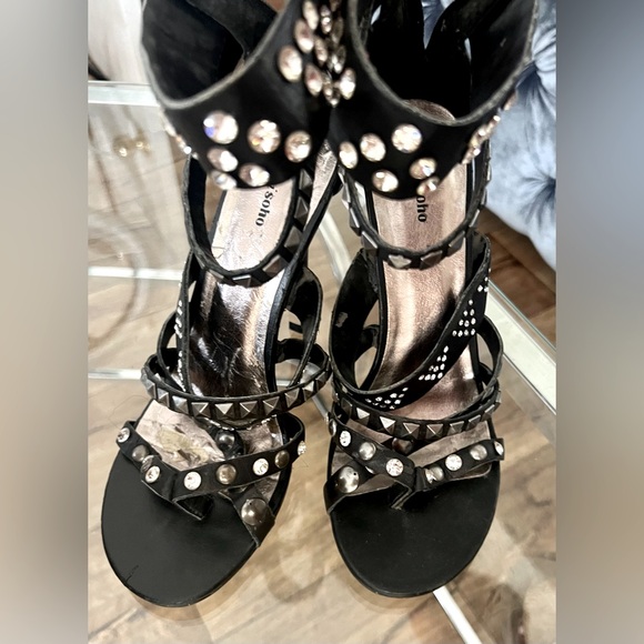 zigi soho beaded sandals